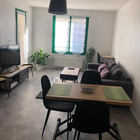 Superbe Appartement En Plein Centre Ville. Ла Рош-сюр-Йон Екстериор снимка