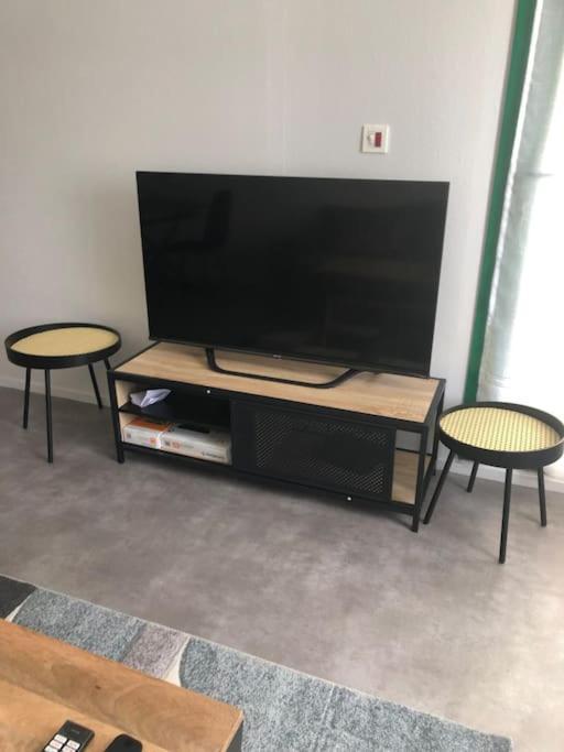 Superbe Appartement En Plein Centre Ville. Ла Рош-сюр-Йон Екстериор снимка